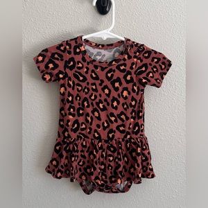 Gigi & Max leopard Bamboo onesie
